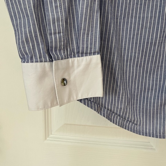 Ivanka Trump oversized button down blouse - Picture 3 of 5